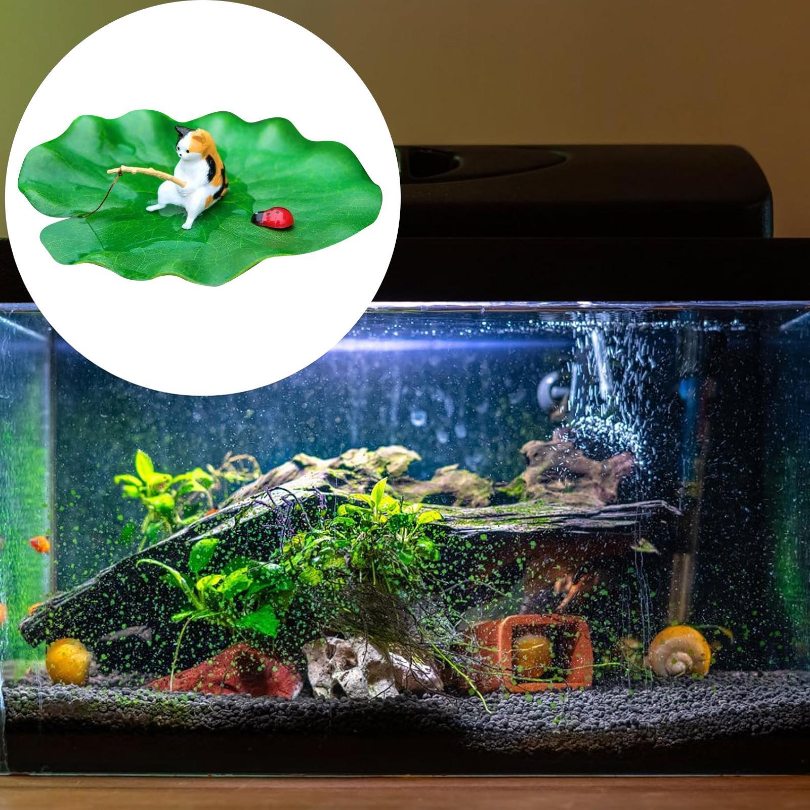 浮き輪に乗った猫のフィッシングシーンを再現した水槽飾り、ベタ - Aquarium Fish Names のレビューと価格